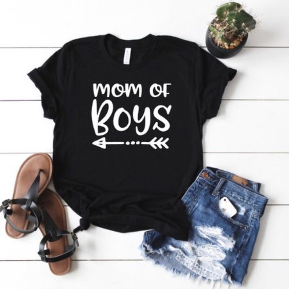 Mom of Boys Women’s T Shirt Made to Order